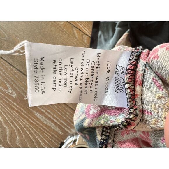 Uncle Frank Jewel Medallion Dress Size Small/ Medium - Picture 11 of 11